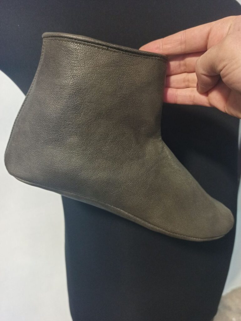 хуффи оливкового кольору